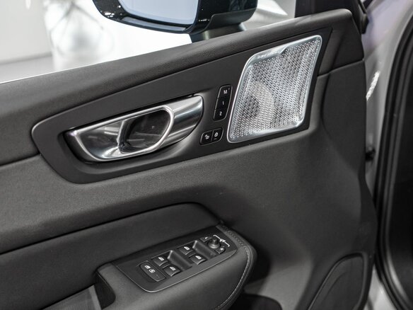 2026 Volvo XC60 II Рестайлинг 2, серый - вид 19