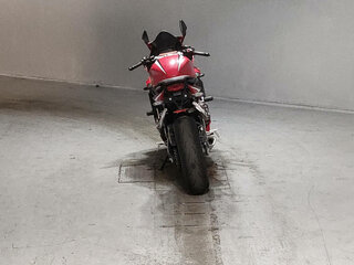 2020 Honda CBR 650R, красный, 699000 рублей, вид 4