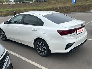 2020 Kia Cerato IV, белый, 1900000 рублей, вид 2