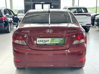 2011 Hyundai Solaris I, красный, 589000 рублей, вид 5
