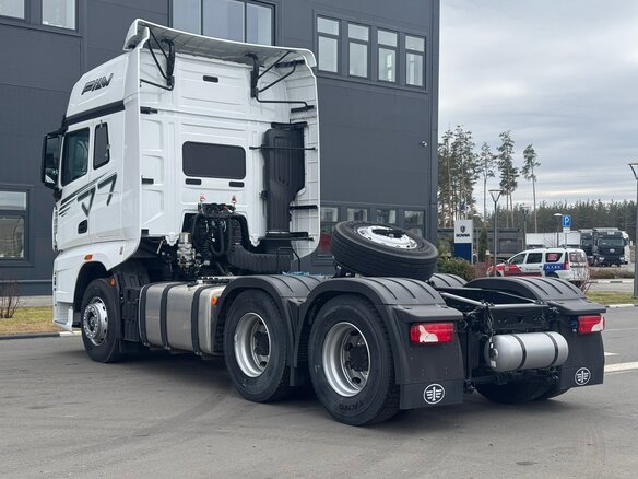 2024 FAW J7, белый, 10900000 рублей - вид 4