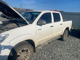 2014 Toyota Hilux VII Рестайлинг, белый, 1950000 рублей, вид 1