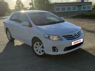 2012 Toyota Corolla X (E140, E150) Рестайлинг, белый, 900000 рублей, вид 3