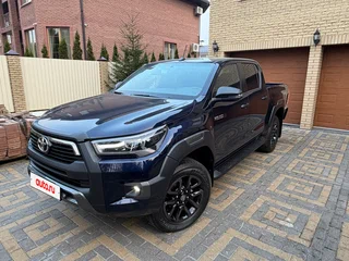 2021 Toyota Hilux VIII Рестайлинг 2, синий, 7050000 рублей, вид 1