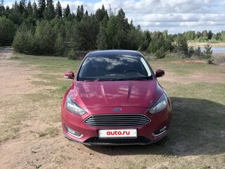 2016 Ford Focus III Рестайлинг, красный, 1050000 рублей, вид 3