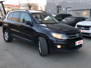 2013 Volkswagen Tiguan I Рестайлинг, чёрный, 890000 рублей, вид 2