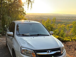 2015 Lada (ВАЗ) Granta Sport I, белый, 580000 рублей, вид 2
