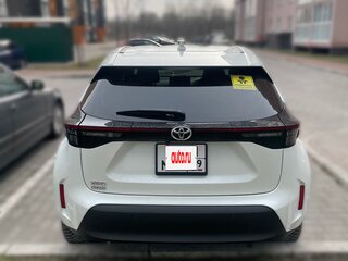 2021 Toyota Yaris Cross I, белый, 2000000 рублей, вид 4