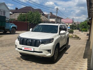 2017 Toyota Land Cruiser Prado 150 Series Рестайлинг 2, белый, 6990000 рублей, вид 1