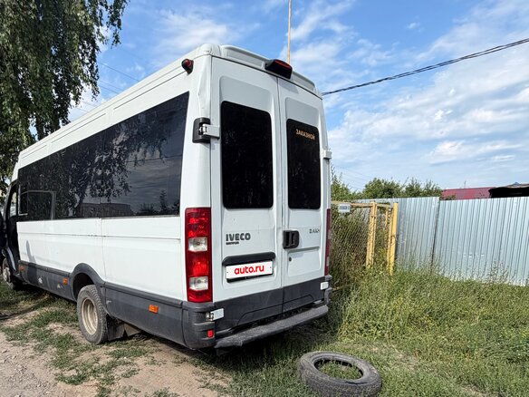 2013 Iveco Daily, белый, 1380000 рублей - вид 16