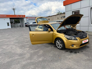 2008 Kia Ceed I, жёлтый, 565000 рублей, вид 5