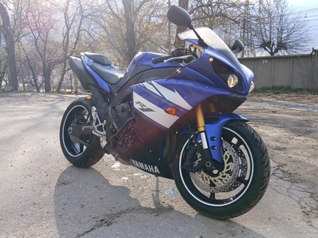 2011 Yamaha YZF-R1, синий, 1280000 рублей, вид 4