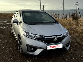 2017 Honda Fit III Рестайлинг, серый, 970000 рублей, вид 3