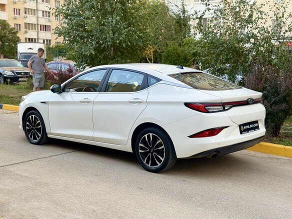 2023 JAC J7 I, белый, 860000 рублей - вид 5