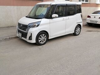 2019 Nissan Dayz Roox I Рестайлинг, белый, 800000 рублей, вид 1