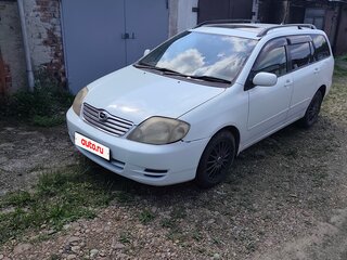 2003 Toyota Corolla Fielder IX (E120, E130), белый, 500000 рублей, вид 2