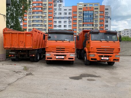 2018 КамАЗ 6520, красный, 1100000 рублей, вид 1