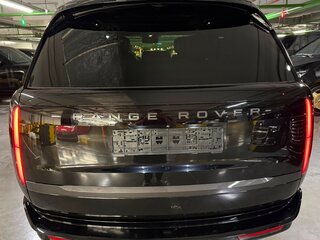 2026 Land Rover Range Rover P530 MHEV V, чёрный, 27490000 рублей, вид 4
