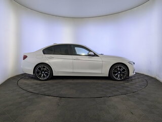 2017 BMW 3 серии 318i VI (F3x) Рестайлинг, белый, 1930000 рублей, вид 4