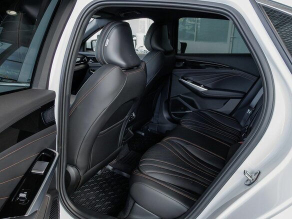 2026 Geely Preface I, белый, 3434990 рублей - вид 8