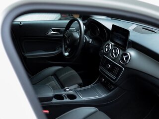 2019 Mercedes-Benz GLA 250 I (X156) Рестайлинг, белый, 2650000 рублей, вид 5