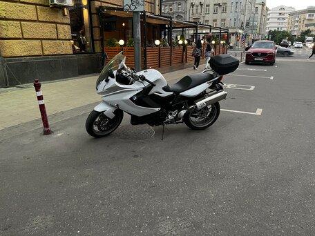 2012 BMW F 800 GT, белый, 550000 рублей, вид 1