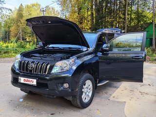 2010 Toyota Land Cruiser Prado 150 Series, серый, 2690000 рублей, вид 2