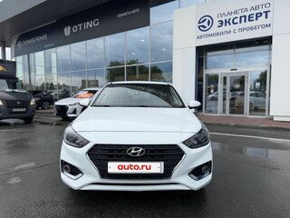 2019 Hyundai Solaris II, белый, 1370000 рублей, вид 2