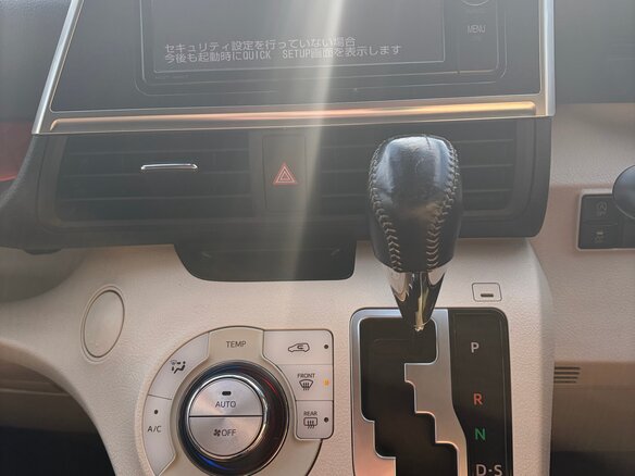 2017 Toyota Sienta II, жёлтый, 1290000 рублей - вид 18