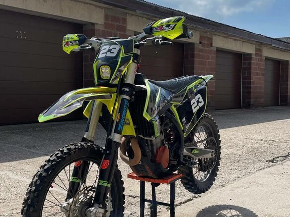 2017 KTM 450 SX F, жёлтый - вид 14