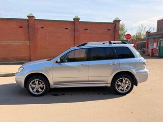 2006 Mitsubishi Outlander I, серебристый, 1500000 рублей, вид 1