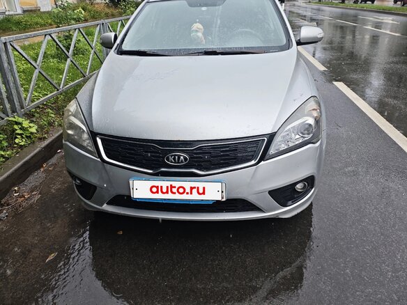 2011 Kia Ceed I Рестайлинг, серебристый