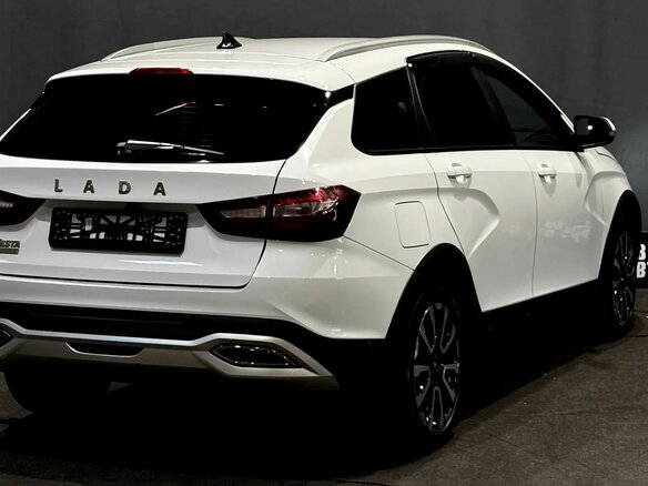2024 Lada (ВАЗ) Vesta SW Cross I Рестайлинг (NG), белый, 1440000 рублей - вид 4