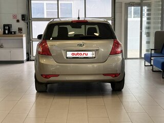 2012 Kia Ceed I Рестайлинг, бежевый, 450000 рублей, вид 3