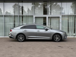 2021 Kia K5 III, серый, 2550000 рублей, вид 4