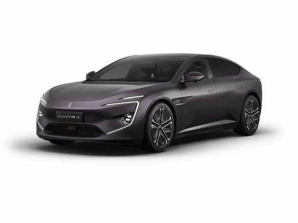 2026 Avatr 12, фиолетовый, 8290000 рублей