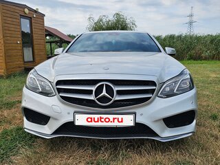 2014 Mercedes-Benz E-Класс 200 IV (W212, S212, C207) Рестайлинг, серебристый, 2280000 рублей, вид 4