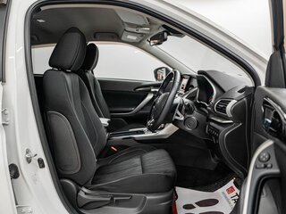 2018 Mitsubishi Eclipse Cross I, белый, 1940000 рублей, вид 5