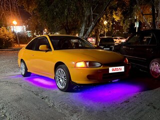 2002 Mitsubishi Mirage V, оранжевый, 430000 рублей, вид 1