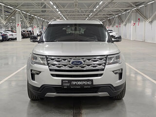 2019 Ford Explorer V Рестайлинг 2, серебристый, 2850000 рублей, вид 2