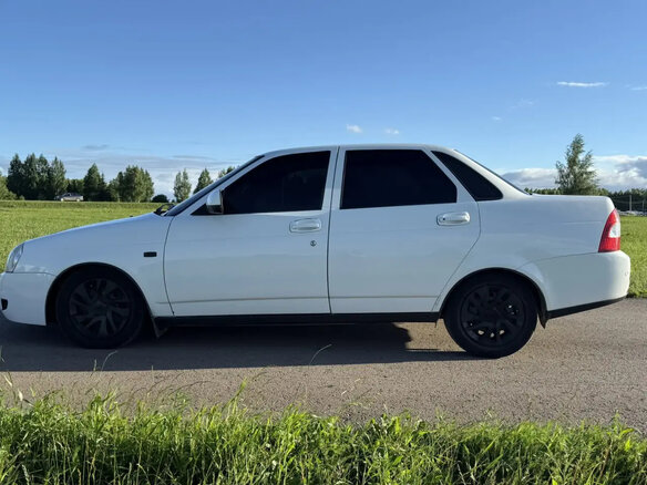 2011 Lada (ВАЗ) Priora I, белый, 250000 рублей - вид 3