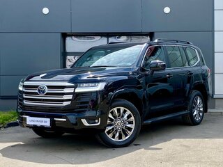 2025 Toyota Land Cruiser 300 Series, чёрный, 16000000 рублей, вид 3