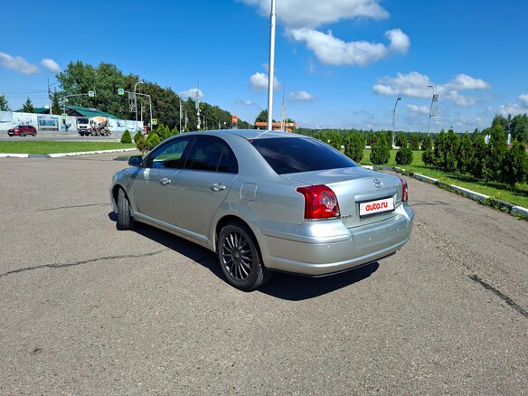 2007 Toyota Avensis II Рестайлинг, серебристый, 900000 рублей - вид 4