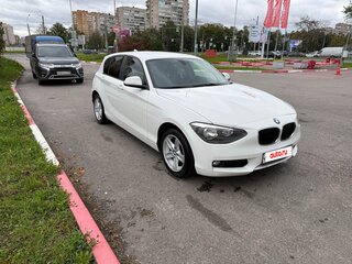 2013 BMW 1 серии 116i II (F20/F21), белый, 1000000 рублей, вид 2