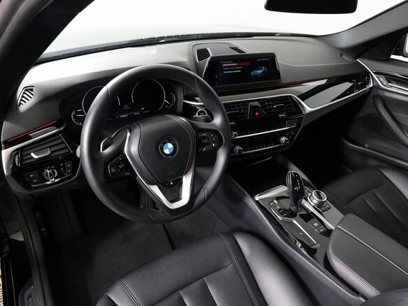 2018 BMW 5 серии 520d xDrive VII (G30/G31/G38), чёрный - вид 11