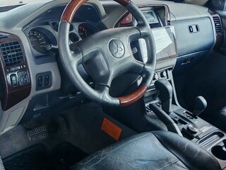 2002 Mitsubishi Pajero III, серебристый, 1699000 рублей, вид 5