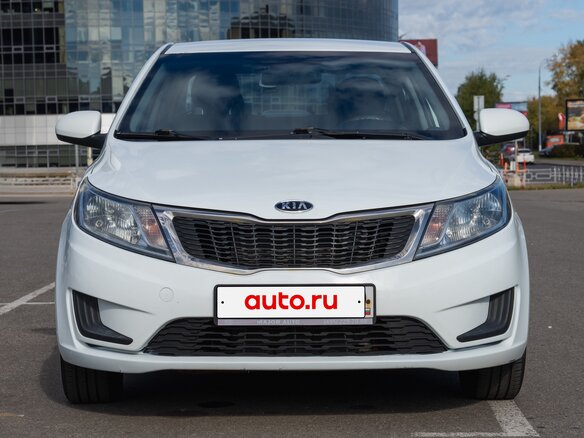 2013 Kia Rio III, белый, 1200003 рублей - вид 1