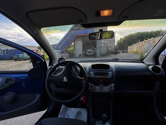 2008 Peugeot 107 I, синий, 385000 рублей - вид 13