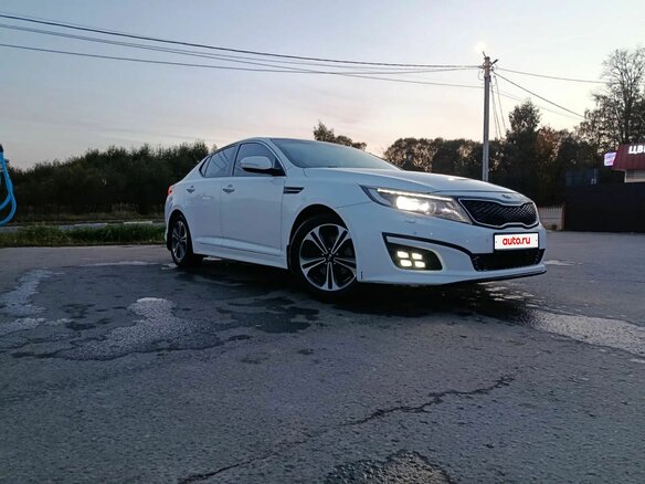 2014 Kia Optima III Рестайлинг, белый, 1400000 рублей - вид 2