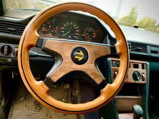 1989 Mercedes-Benz W124 230, серебристый, 90000 рублей, вид 4